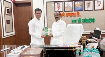 महिला सशक्तिकरण की मिसाल: उप मुख्यमंत्री अरुण साव को भेंट किया गया महिला समूहों का विशेष चावल