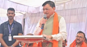 सुशासन तिहार: गोपालपुर समाधान शिविर में पहुंचे प्रभारी मंत्री लखन लाल देवांगन, 17 पंचायतों के ग्रामीणों को मिला योजनाओं का लाभ