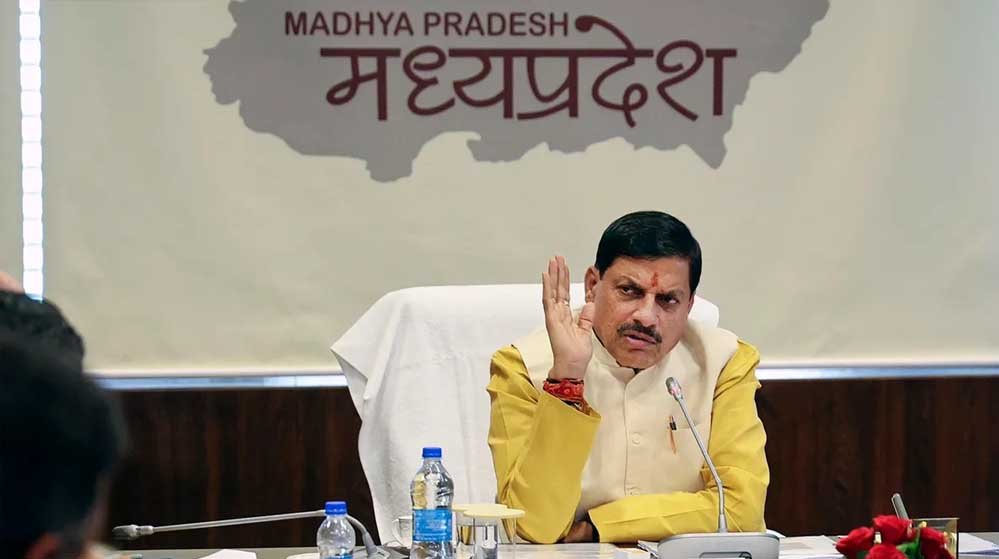रिश्तेदारों की संपत्ति पर कांग्रेस के आरोप, CM मोहन यादव के बचाव में उतरी मंत्रियों की फौज