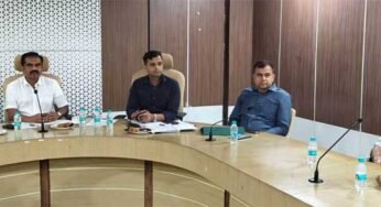 परिवहन सचिव ने बस संचालकों और अधिकृत वेंडरों के साथ की समीक्षा बैठक