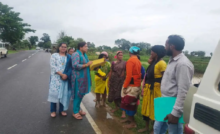 CG : सूरजपुर में खेतों से चार बाल मजदूर मुक्त, स्कूल छोड़ धान रोपाई कर रहे थे बच्चे…