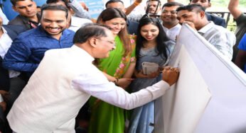 ग्रामीण विद्यार्थियों को आधुनिक तकनीकों से जोड़ना विकसित छत्तीसगढ़ की दिशा में महत्वपूर्ण कदम : मुख्यमंत्री विष्णुदेव साय