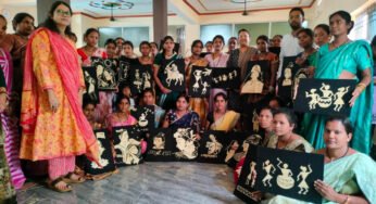 बलौदाबाजार में समूह की 40 महिलाओं को मिला धान और पैरा आर्ट का प्रशिक्षण