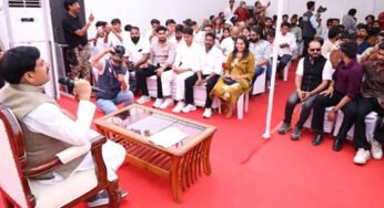 मुख्यमंत्री डॉ. यादव ने इंदौर में सोशल मीडिया इन्फ्लुएंसर्स के साथ किया आत्मीय व प्रेरक संवाद