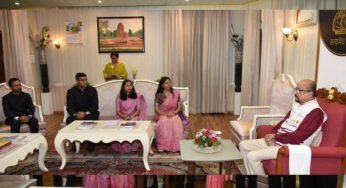 राज्यपाल से मिले प्रशिक्षु डिप्टी कलेक्टर, डेका बोले- सेवा भाव और संवेदनशीलता से निभाएं जिम्मेदारी