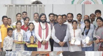रायपुर : मुख्यमंत्री विष्णुदेव साय ने मेधावी विद्यार्थियों का किया सम्मान