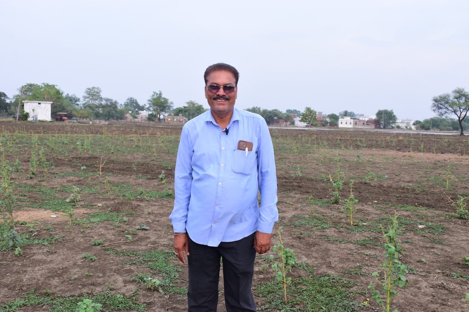 राजनांदगांव : प्रगतिशील किसान वीरेंद्र साहू ने अपनाया फसल विविधीकरण - कम पानी में गेंदा फूल की खेती से बेहतर आय की उम्मीद