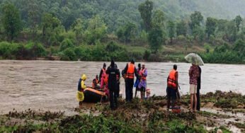 बालाघाट में बाढ़ में फंसे ग्रामीणों के लिए मध्यप्रदेश पुलिस बनी जीवनरक्षक