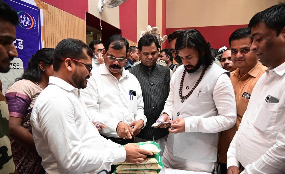 गौरेला-पेंड्रा-मरवाही : अरपा-बिहान के विष्णुभोग चावल को मिला जनप्रतिनिधियों और नागरिकों का भरपूर समर्थन