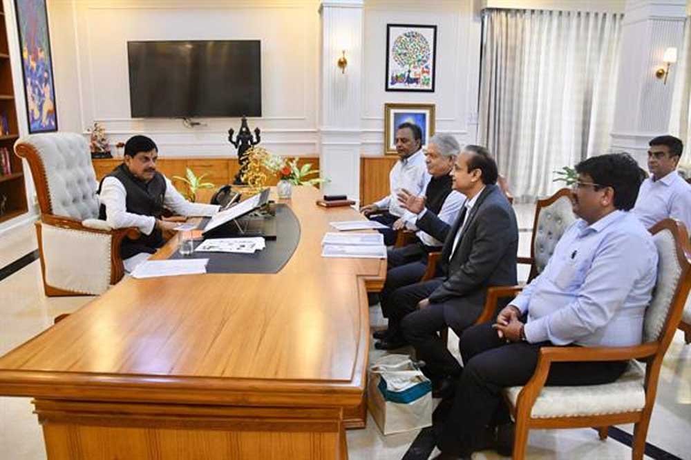 मुख्यमंत्री डॉ. यादव से सुजलॉन ग्रुप के सीईओ कपूर ने की भेंट