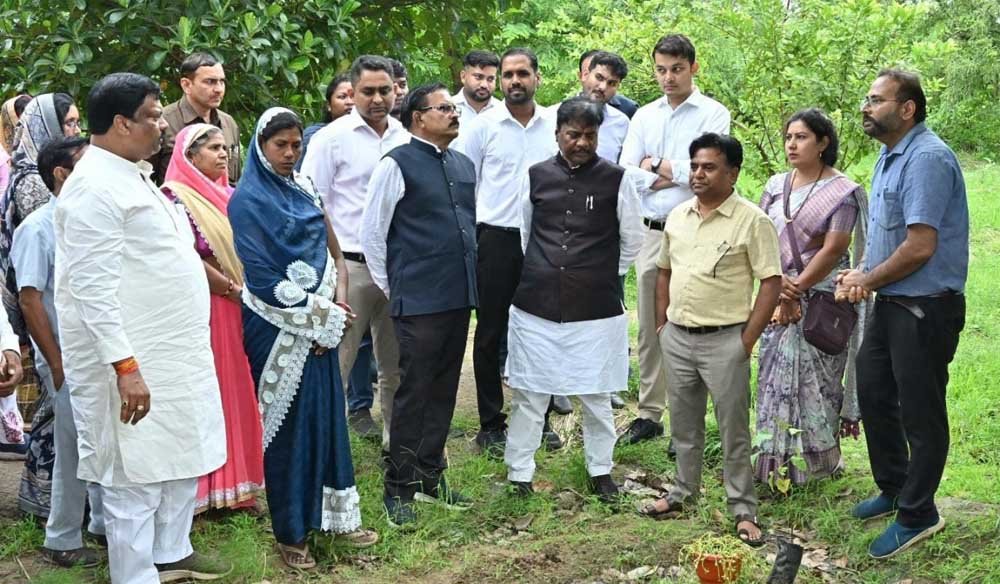 धमतरी जिले में 200 एकड़ से बढ़ाकर 600 एकड़ तक औषधीय खेती के विस्तार का लक्ष्य