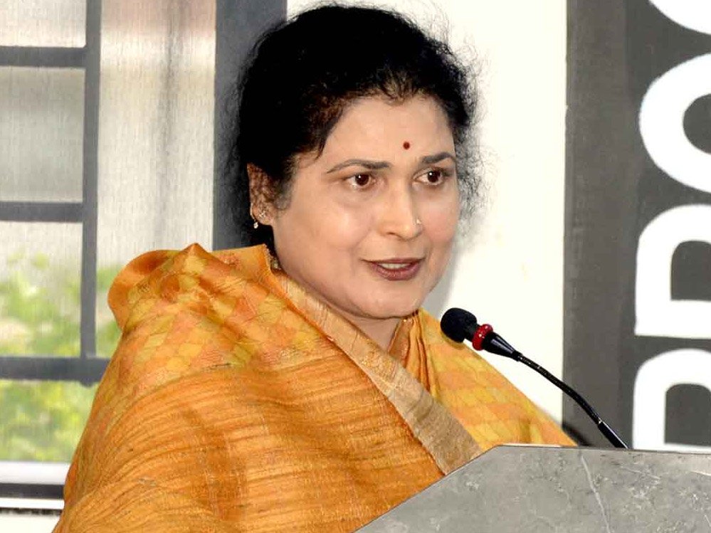 पिछड़ा वर्ग विदेश अध्ययन छात्रवृत्ति योजना से संवर रहा पिछड़ा वर्ग के विद्यार्थियों का भविष्य: राज्यमंत्री गौर