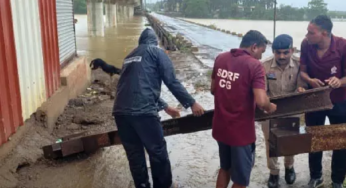 CG : भारी बारिश के चलते रायपुर-दुर्ग के बीच सड़क संपर्क प्रभावित …
