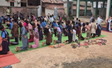 राजनांदगांव : आरोग्य मंदिर आयुष सड़क चिरचारी में योगाभ्यास के साथ दी जा रही शासकीय योजनाओं की जानकारी …