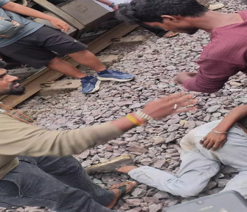CG : रायपुर में ट्रेन के सामने कूदा युवक …