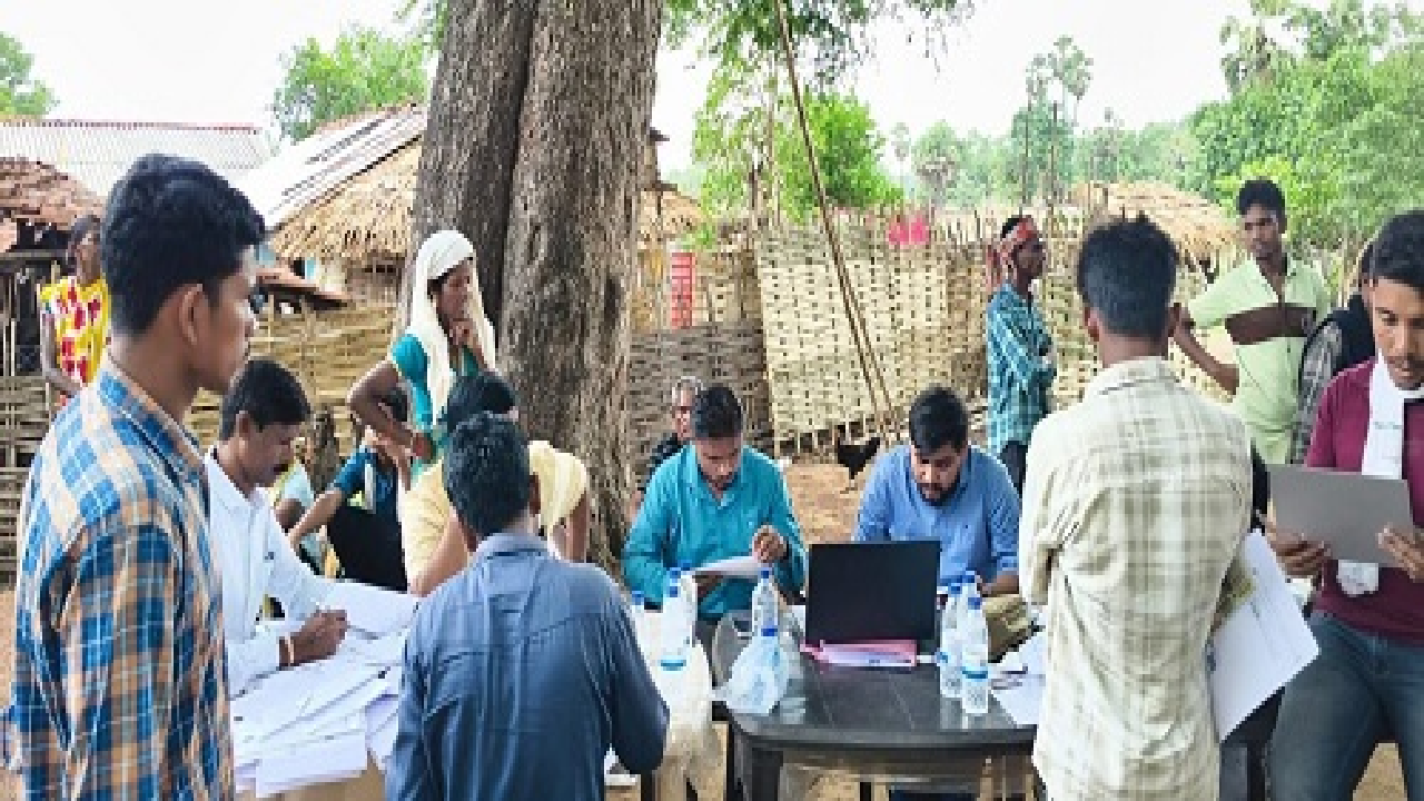 CG : जिला प्रशासन ने पीएम आवास हितग्राहियों के लिए की विशेष व्यवस्था …