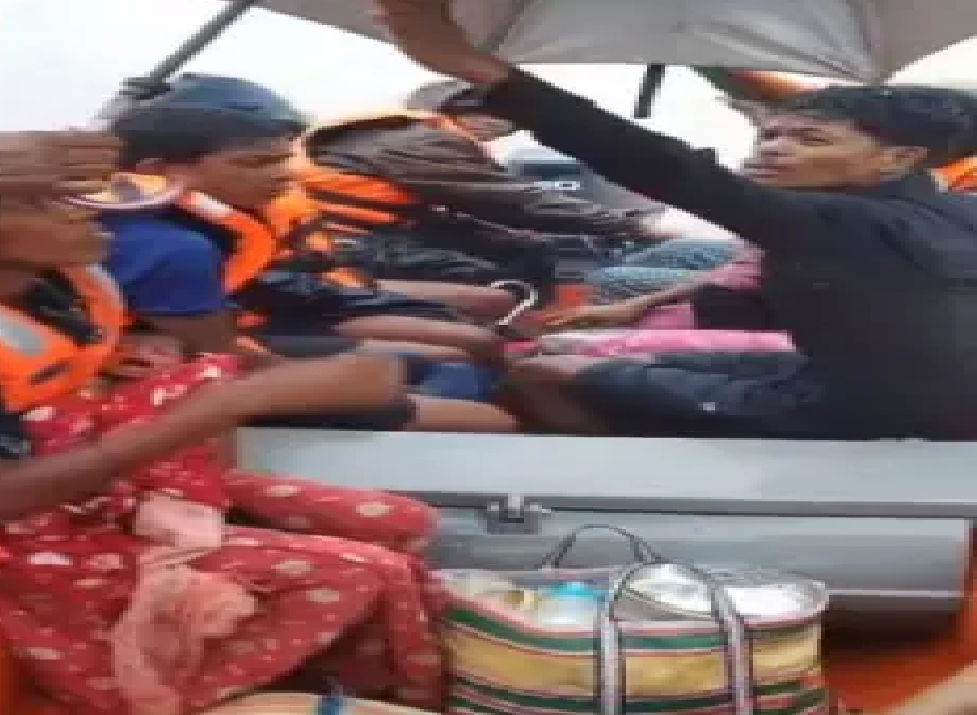 CG : बीजापुर में बाढ़ में फंसे 7 पर्यटकों को सुरक्षित निकाला गया …