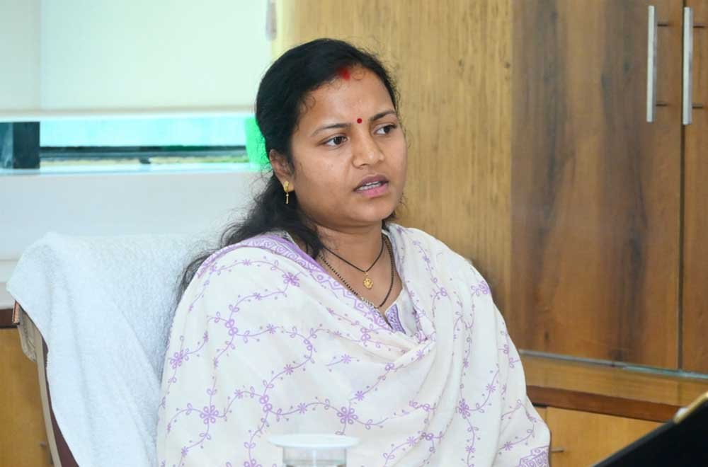 महिला एवं बाल विकास विभाग की योजनाओं का गोंडी एवं हल्बी भाषा में होगा व्यापक प्रचार-प्रसार