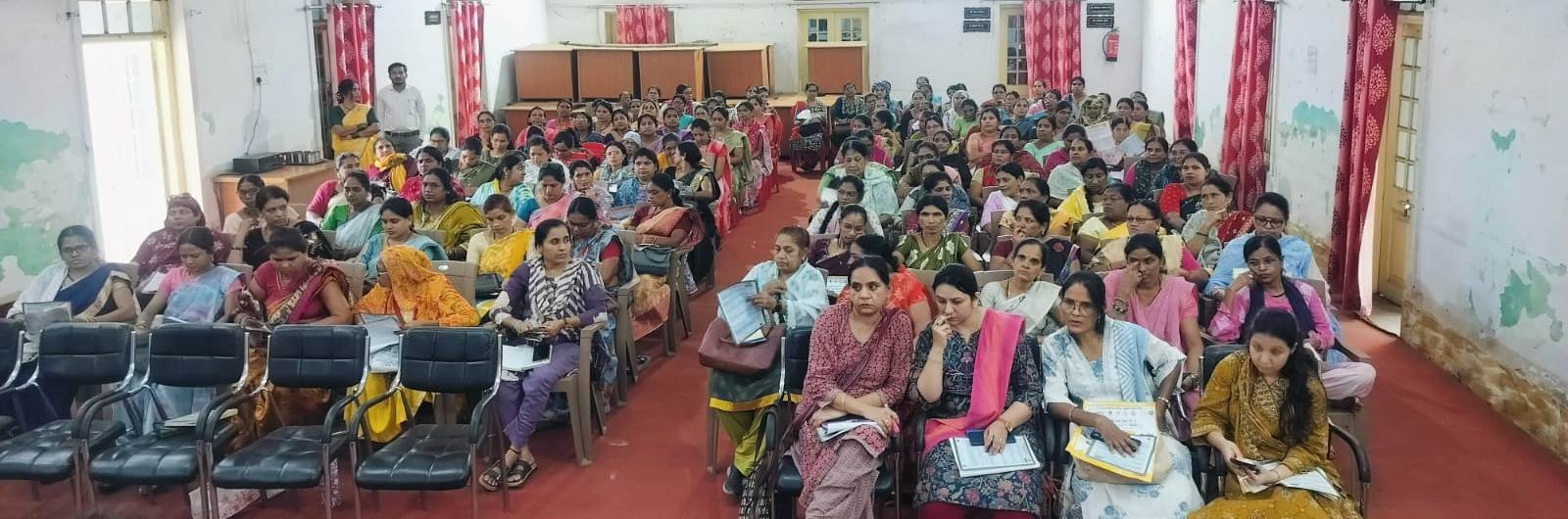 राजनांदगांव : राष्ट्रीय कृमि मुक्ति दिवस के आयोजन के संबंध में प्रशिक्षण संपन्न