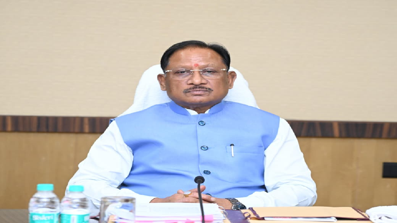 मुख्यमंत्री विष्णु देव साय की अध्यक्षता में आज मंत्रालय, महानदी भवन में मंत्री परिषद की बैठक ...