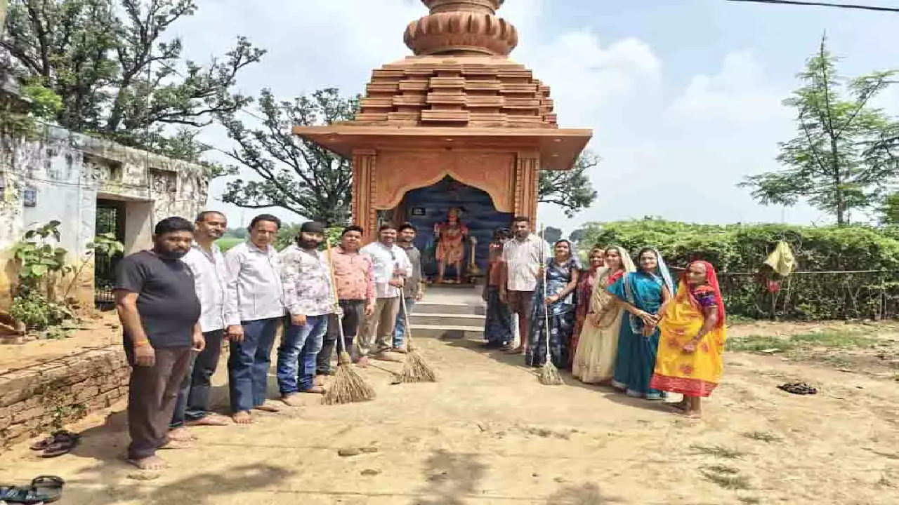 CG : सेवा संकल्प अभियान के तहत रसोड़ा भालूपतेरा में स्वच्छता ही सेवा अभियान आयोजित …