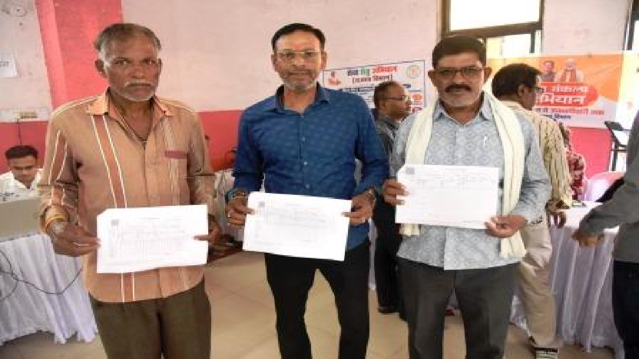 CG : सेवा सेतु शिविर से आसान हुए नागरिकों के काम, मौके पर ही मिले जरूरी राजस्व दस्तावेज...
