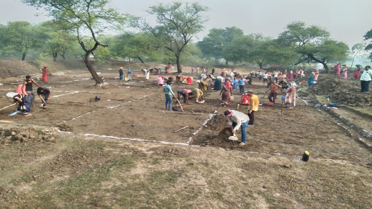 CG : विशेष लेख : सामुदायिक डबरी निर्माण से जल संरक्षण और ग्रामीण आजीविका को मिलेगा नया आधार