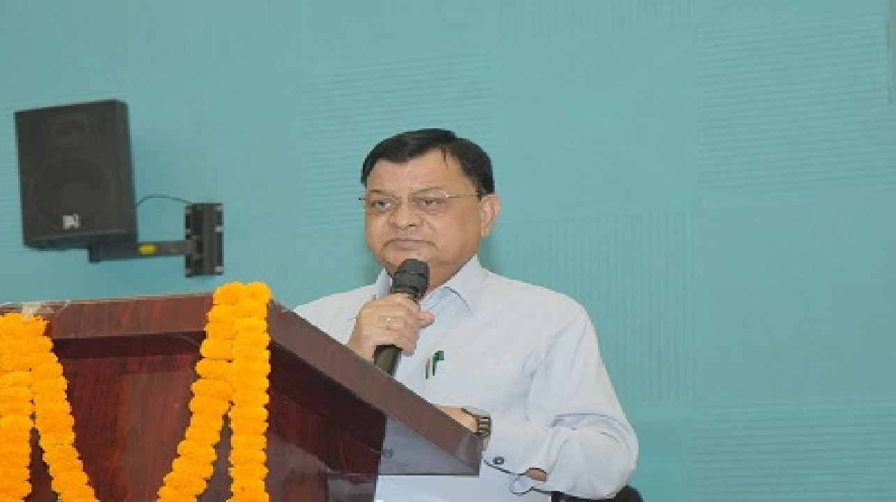 CG : भ्रामक सूचनाओं से बचें युवा, विकसित भारत के निर्माण में निभाएं सक्रिय भूमिका : लखन लाल देवांगन...