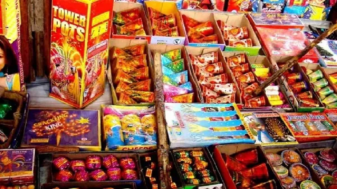 राजनांदगांव : दीपावली पर्व : पटाखा दुकानों का आवंटन आज...