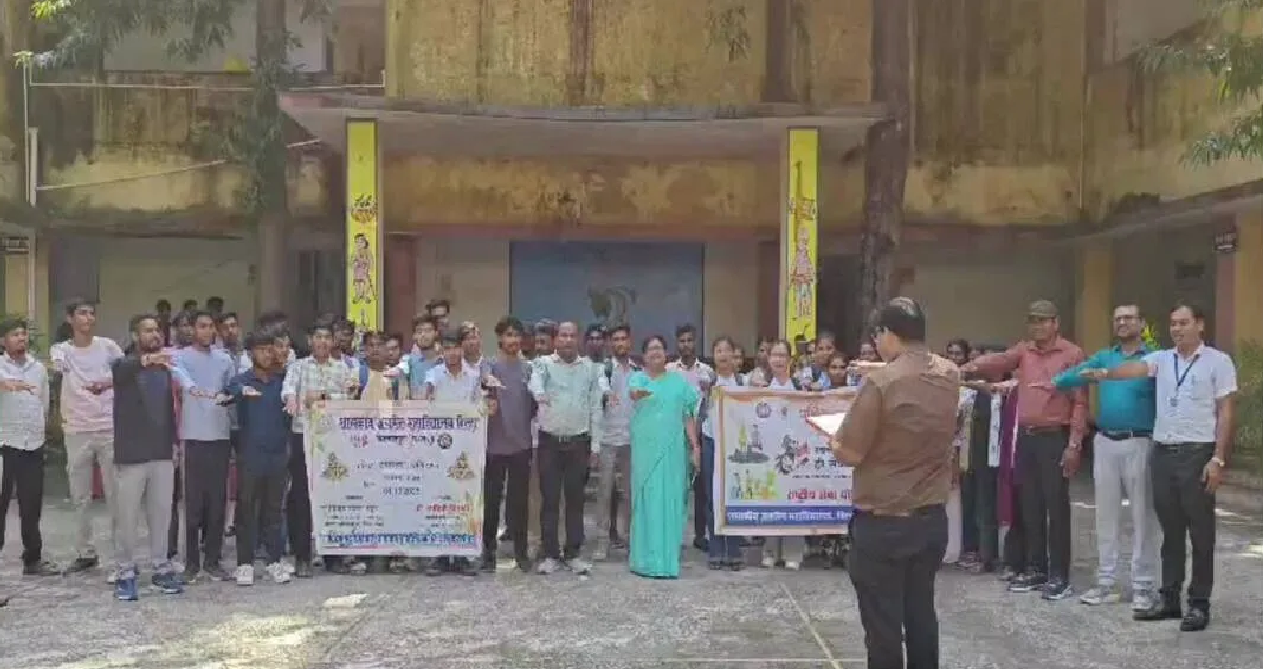 CG : सेवा संकल्प अभियान के तहत शासकीय अग्रसेन महाविद्यालय में दिलाई गई स्वच्छता शपथ…