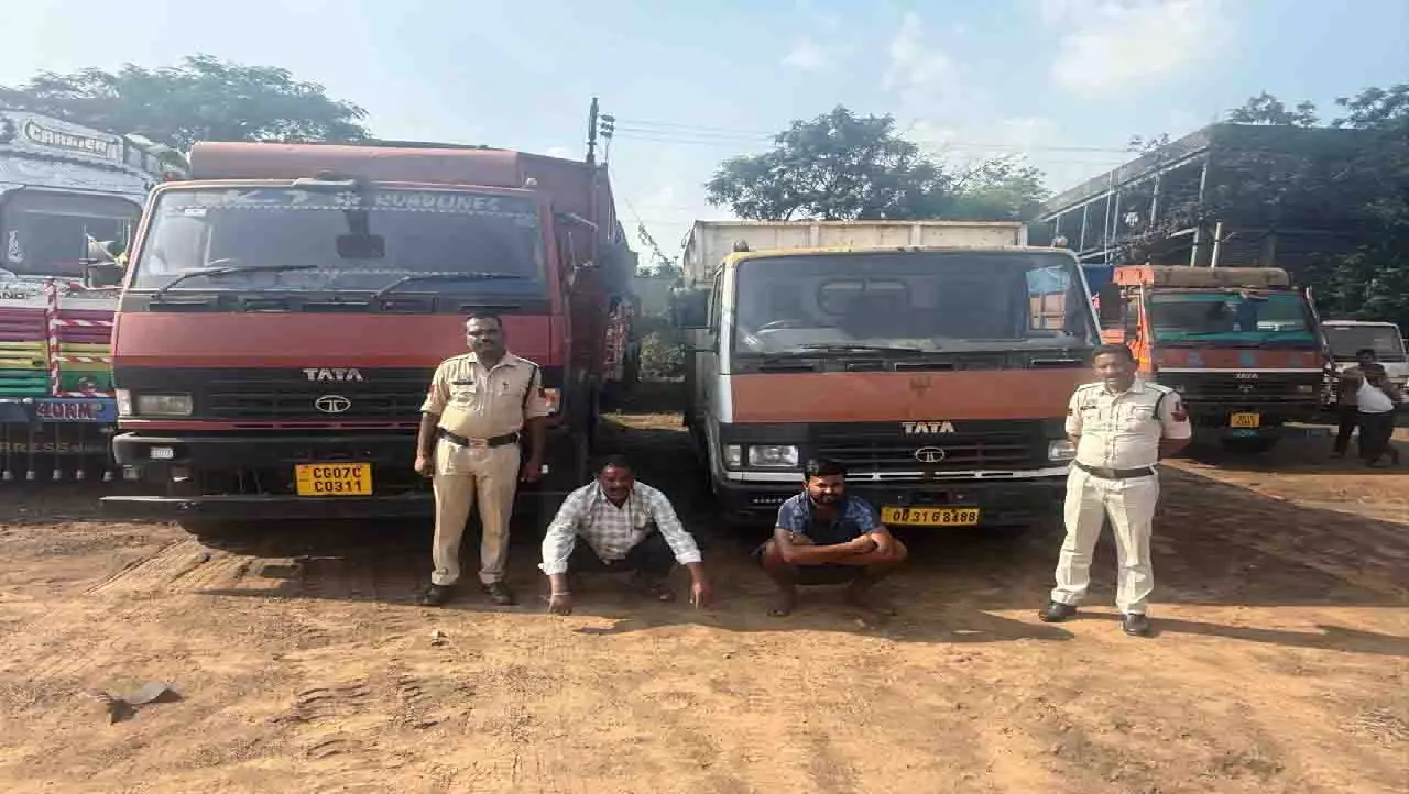 CG : ऑपरेशन प्रहार में पूंजीपथरा पुलिस की बड़ी कार्रवाई, 17.9 टन अवैध कबाड़ जब्त…