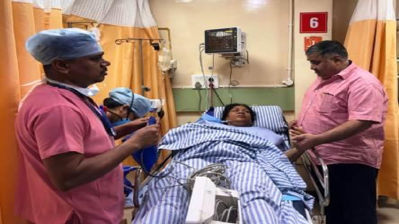 CG : जशपुर विधायक रायमुनि भगत का कुशलक्षेम जानने अस्पताल पहुंचे पर्यटन मंत्री राजेश अग्रवाल …