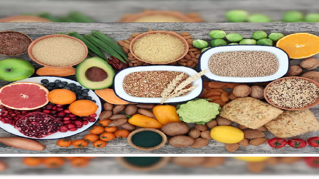 खुश रहने के लिए डाइट में शामिल करें 10 फूड्स …